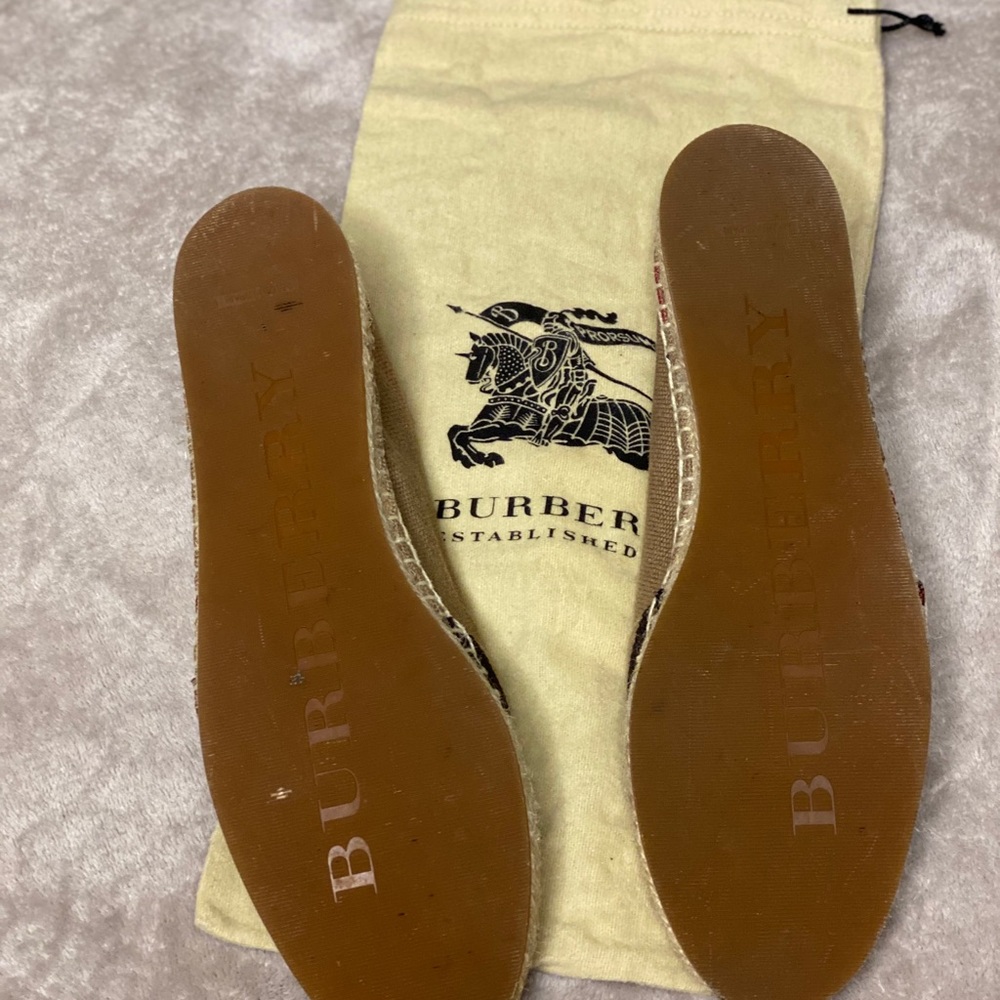 Burberry
Hodgeson Check Canvas Flat Espadrille, - Picture 4 of 6